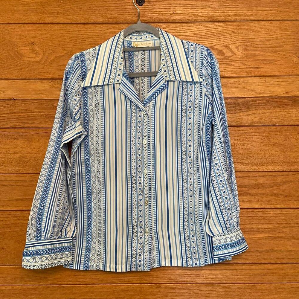 Vintage 70s Collegian blue and white striped printed dagger collar shirt